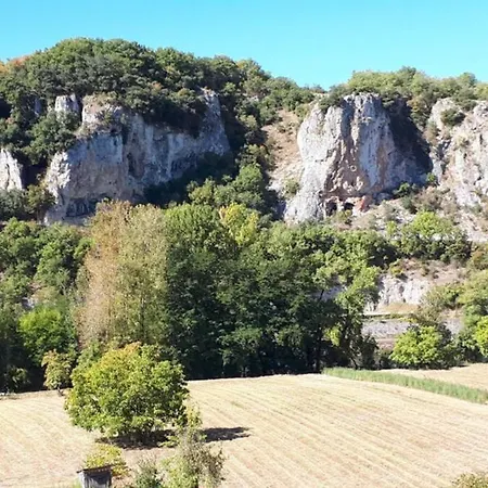 A Deux Pas De St Cirq Lapopie , Gite Des Murets De L'Isa Esclauzels Exterior foto