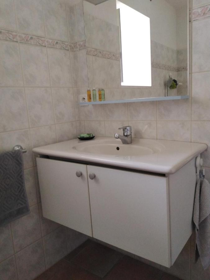 A Deux Pas De St Cirq Lapopie , Des Murets De L'isa Vakantiehuis *