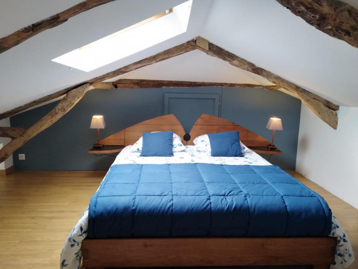 A Deux Pas De St Cirq Lapopie , Des Murets De L'isa Vakantiehuis